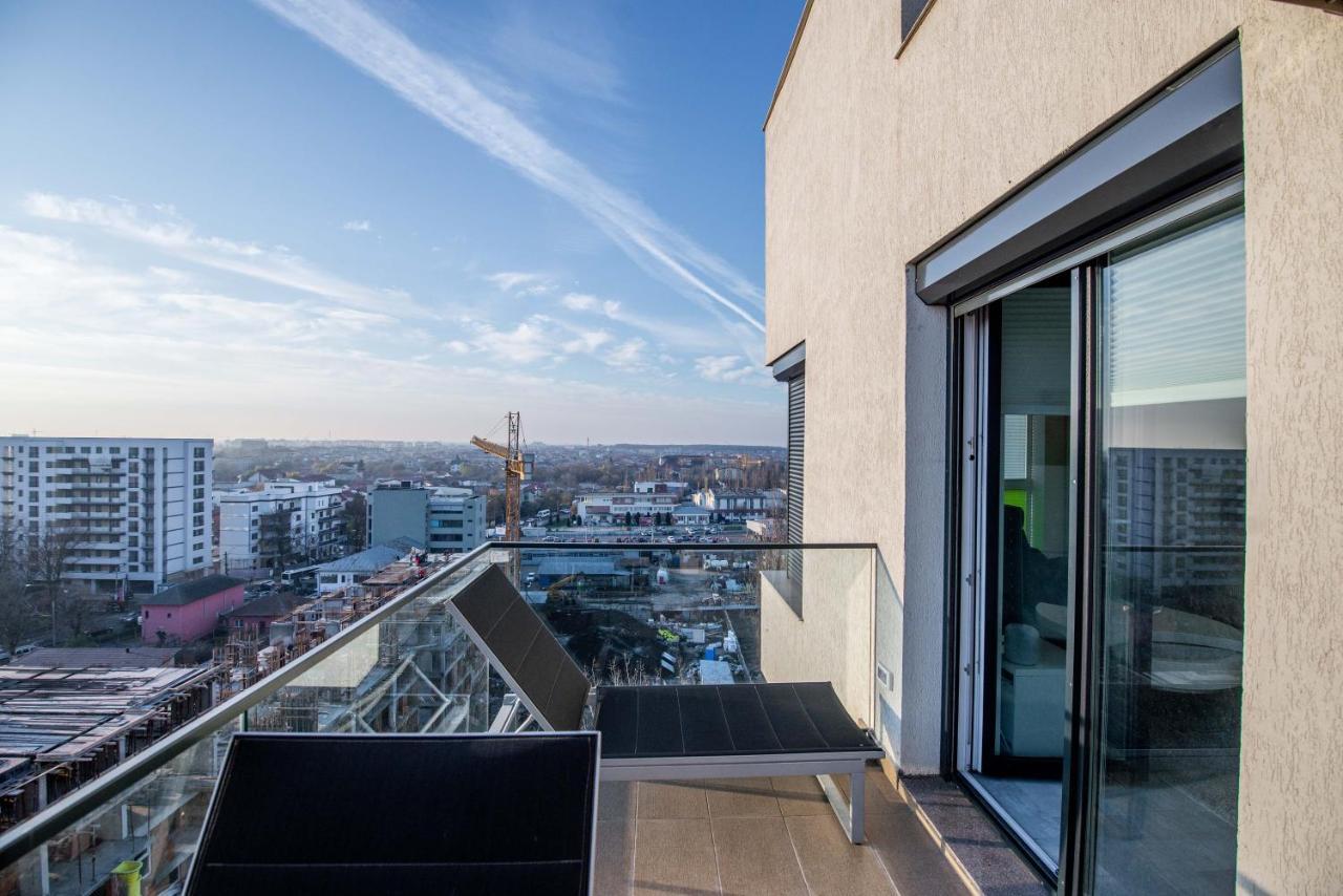 Luxury Westpark 2 Residence With Lake View Bukarest Exteriör bild